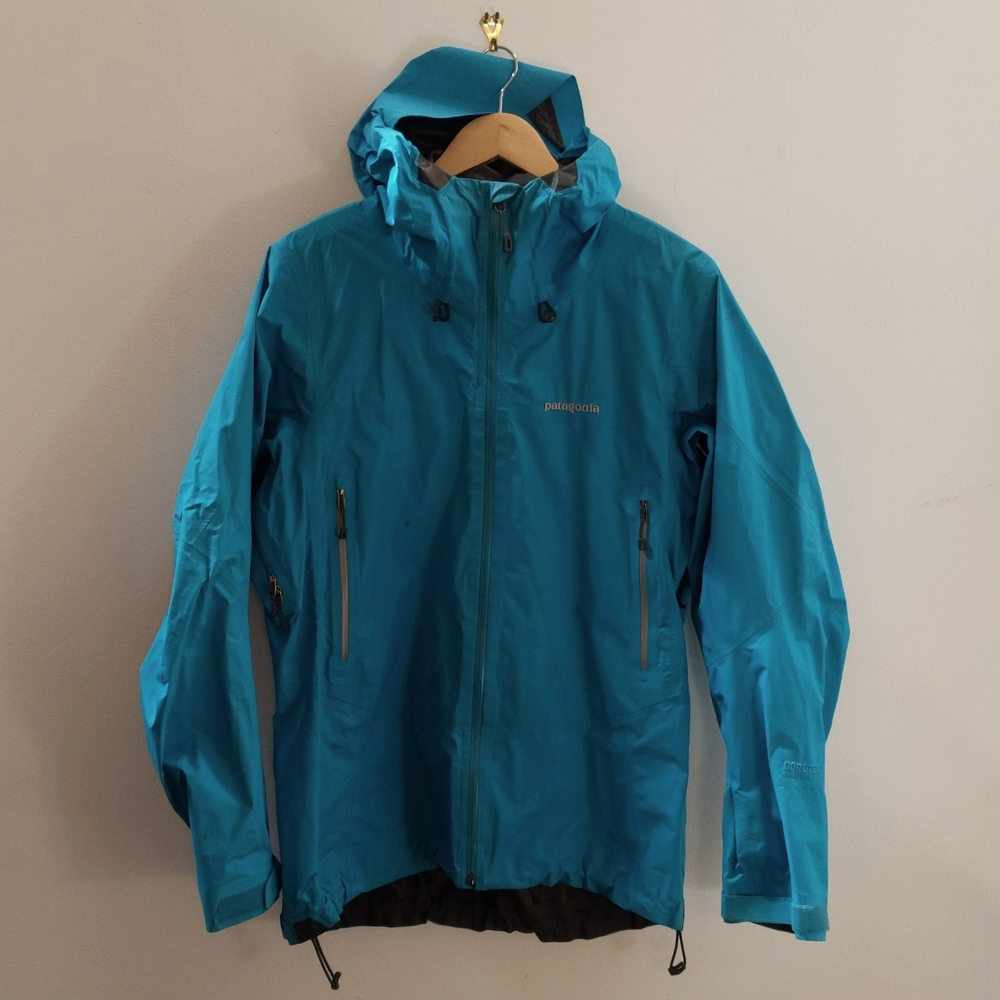 Blue Patagonia Gore-Tex shell large